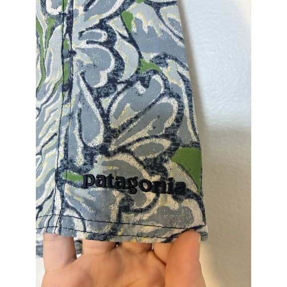 Patagonia Men's Board Shorts Sz 32 Wavefarer Print Beach Surfer Lifeguard Summer - Picture 2 of 7
